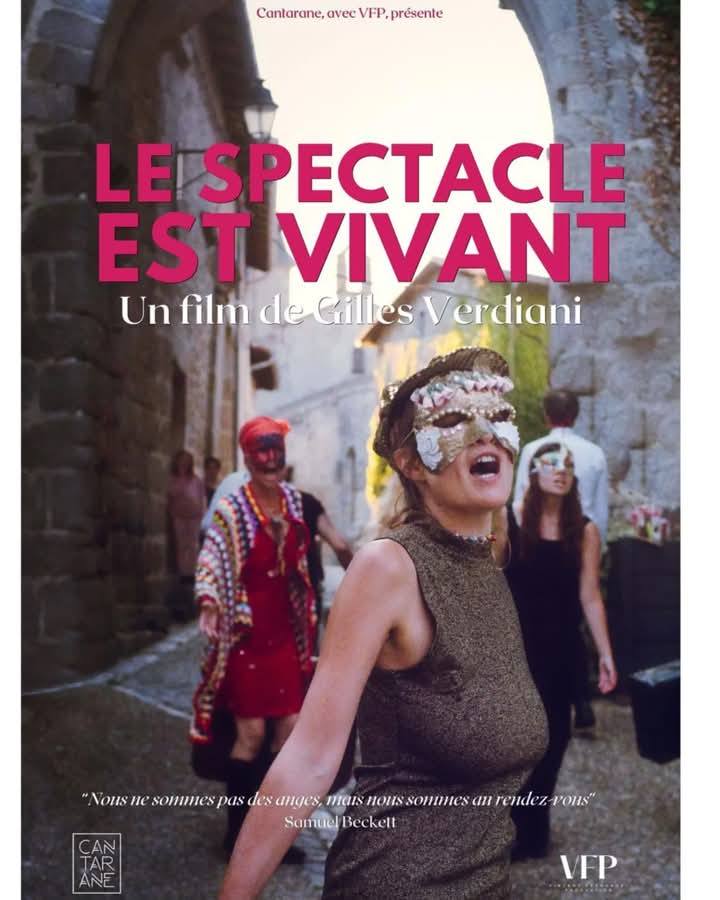LE SPECTACLE EST VIVANT